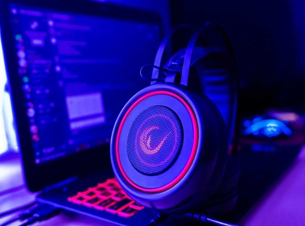 PC gaming setup gear